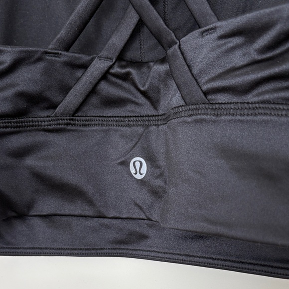 Lululemon Black Energy Bra Longline Strappy Sports Satin Shine Bra 4 - Picture 4 of 8
